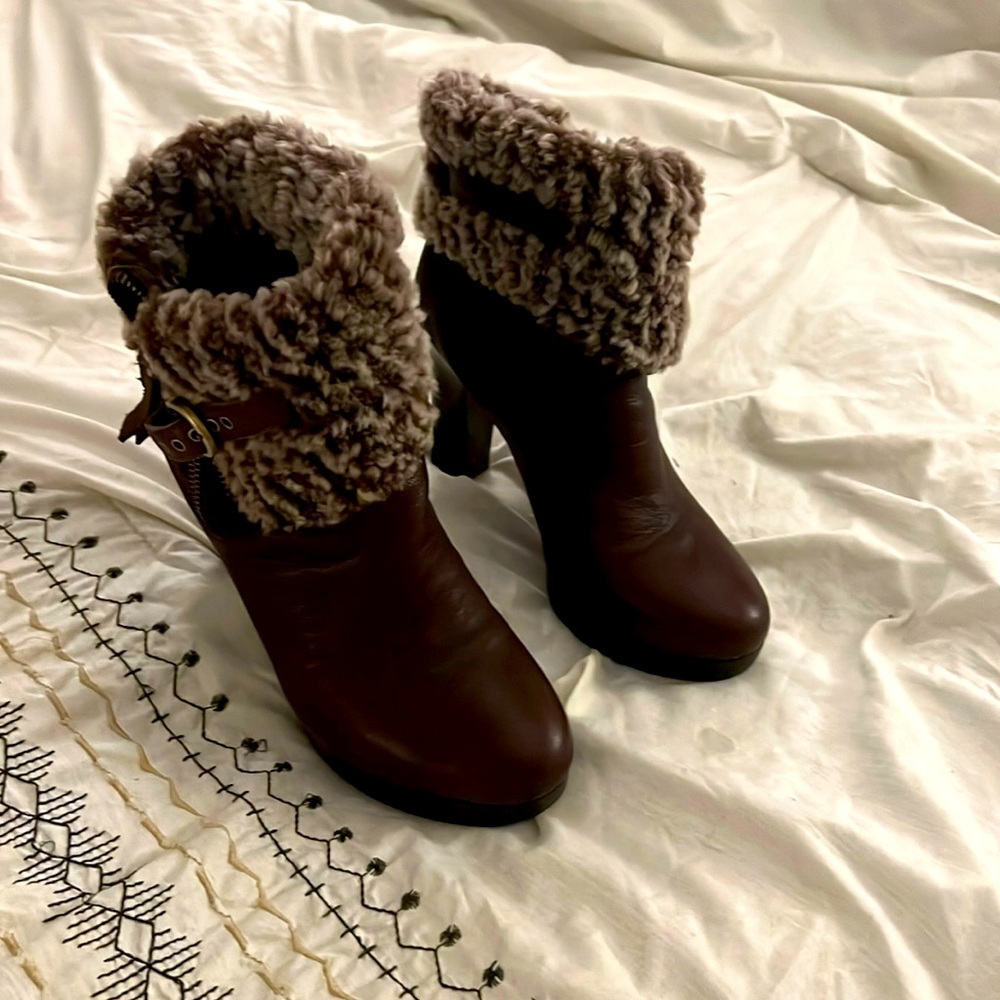 UGG chunky brown leather heel with brown sheepskin cuff